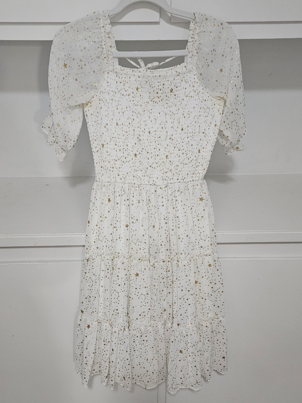 Rare Editions White and Gold Star Print Puff Sleeve Dress